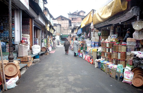 Maharaj ganj market