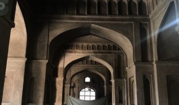 Pathar Masjid Interior